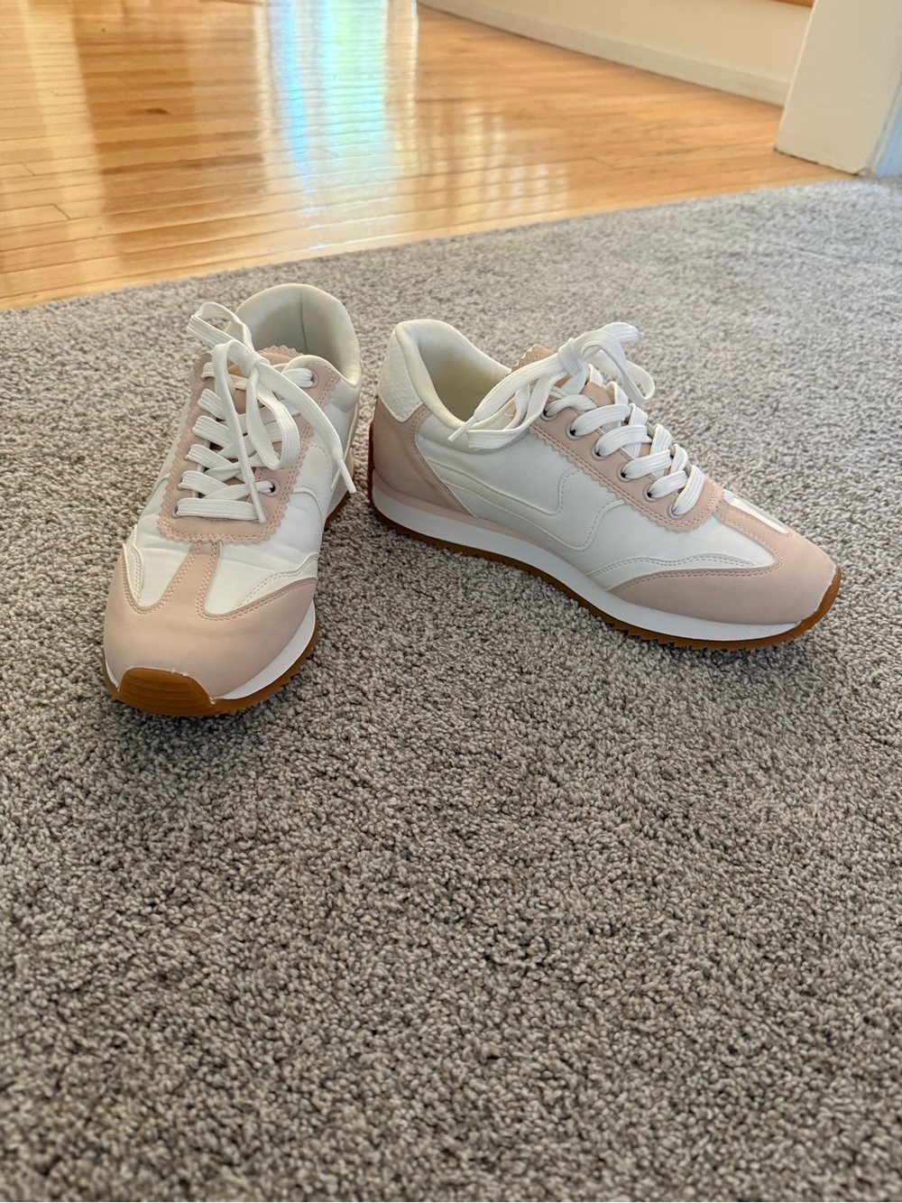 Project Cloud Light Pink & White Women's Sneakers